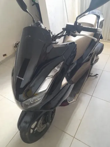 Honda PCX 160 DLX 2025