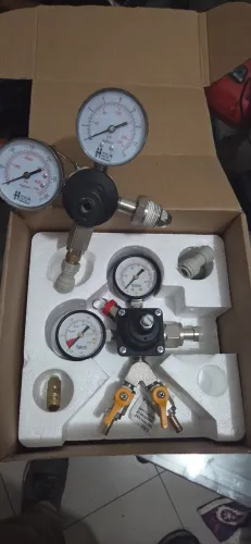 Kit Reguladores de CO2 para Chopp  e Cerveja Artesanal - Talos (2 vias) + HomeBrew 
