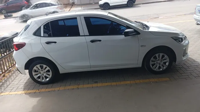 Chevrolet Onix Hatch 1.0 12V TB Flex Aut. 4P 2020