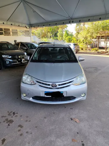 Toyota Etios XS 1.5 Flex 16V 5P Mec. 2014