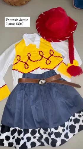 Fantasia Jessie 7 anos