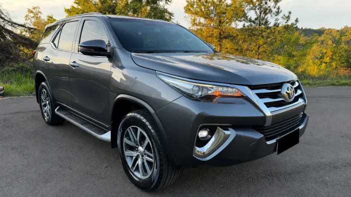 Toyota Hilux SW4 SRX 4X4 2.8 TDI 16V Dies. Aut. 2020