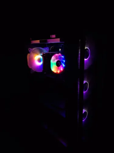 Computador / PC Gamer I5 7400 / GT 1030 / 8GB RAM / SSD 240GB + 1TB HD