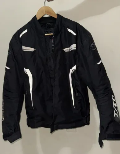 JAQUETA X11 ONE SPORT TAMANHO M COR PRETA