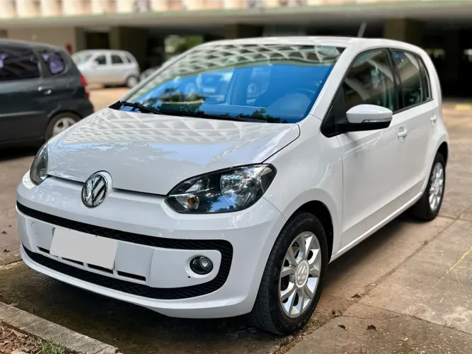 Volkswagen Up! High 1.0 TSI Total Flex 12V 5P 2016