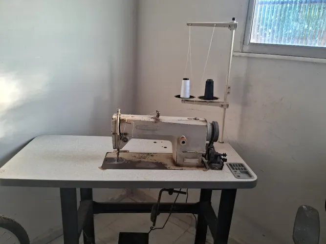 Maquina de costura