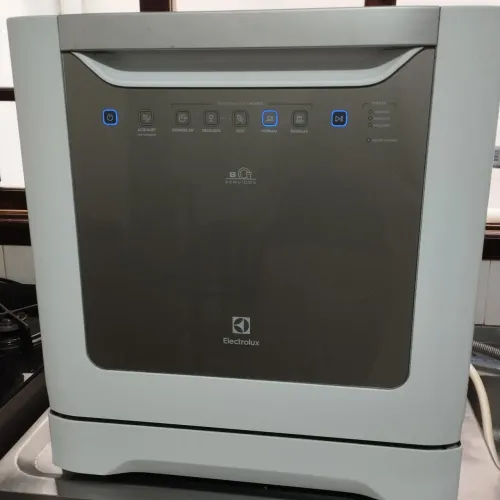 Lava louças Electrolux 8 serviços ótimo estado