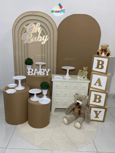 Vendo materiais para aluguel de decoração de festas Adulto e infantil.