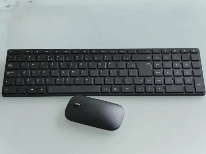 Teclado e Mouse Microsoft Designer Keyboard