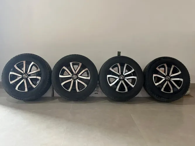Jogo de roda Fiat toro aro 16