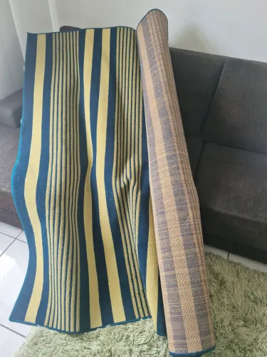 Tapete, tamanho 2.50 x 2.00 , valor R$ 190 reais