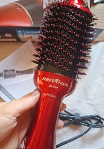 Escova secadora britania bivolt 