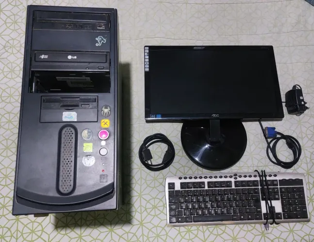 PC completo barato.