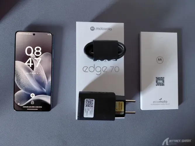 Smartphone Motorola Edge 70 5G - Novo, apenas aberto (acompanha caixa e acessório