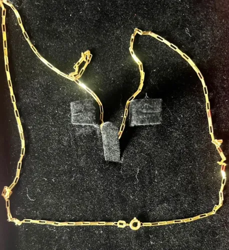 Cordão de ouro 18k modelo tijolinho com 4,2 gramas.