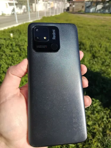 Aceito ofertas / Xiaomi Redmi 10C 64Gb de armazenando 4Gb de Memória Ram
