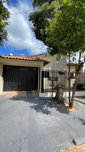 CASA À VENDA - TAPEJARA/PR - R$ 210.000,00