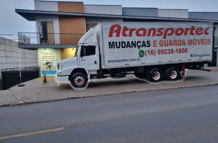Caminhão Mercedes Bens 1620