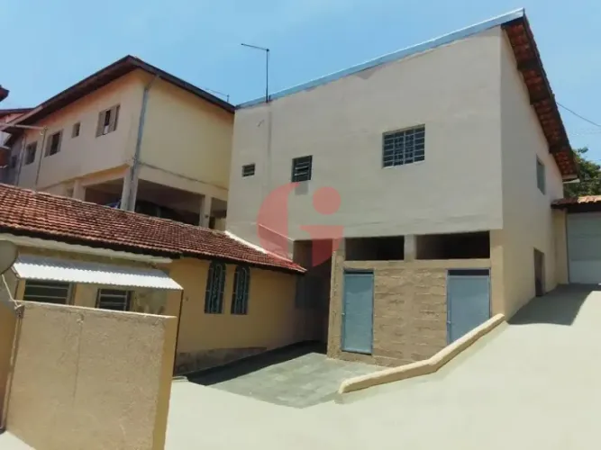 Casa comercial para venda com 200m² no bairro São Judas Tadeu