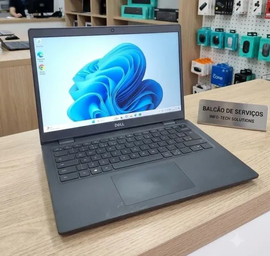 Note Dell impecável! I3 11°, 8 DDR4, NVME 120, bateria 100%.