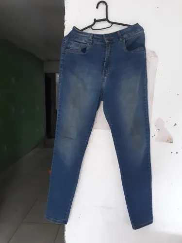 Calça jeans fem tam 40