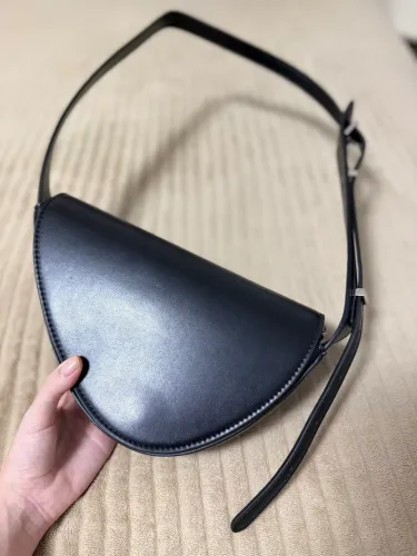 bolsa tiracolo zara preta