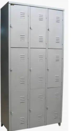 Armário com 9 portas alumínio
