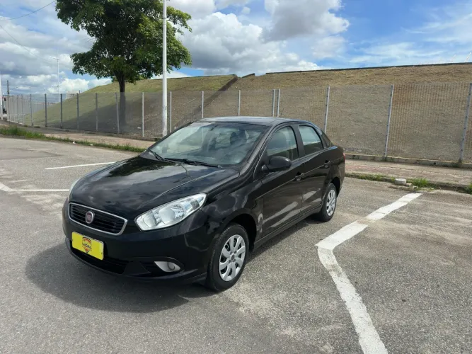 Fiat Grand Siena Attractive 1.0 Flex 8V 4P 2018