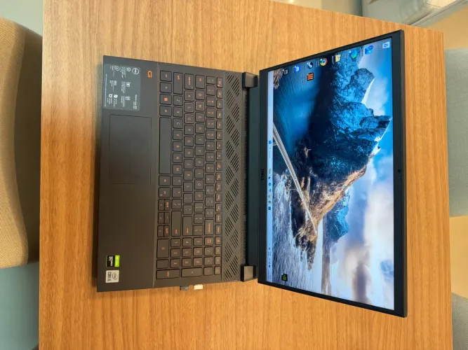 DELL G15