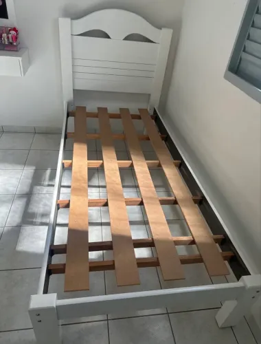 Cama de Solteiro