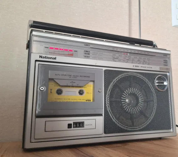Radio 1980 Antigo Vintage AM FM Funcionando 