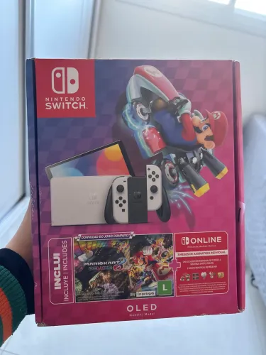 ? Nintendo Switch OLED 64GB + Mario Kart 