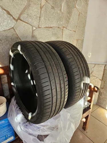 Pneu Pirelli P Zero 225/40 R19 Run Flat XL Semi Novo