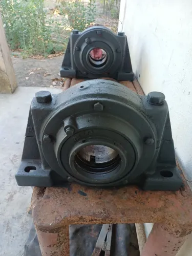 Vende um par de mancal 