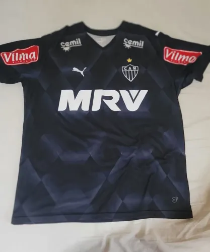 Camisa terceira(III)oficial do clube Atlético Mineiro,s/número,marca Puma, temporada 2015