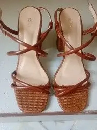 Sandália