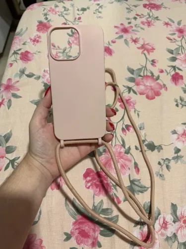 Capa IPhone 15 Pro Max Nude com Alça