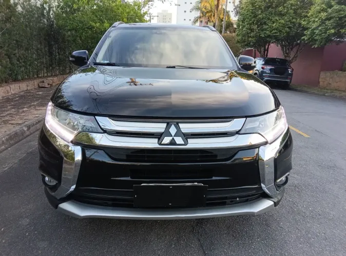 Mitsubishi Outlander 2.0 16V 160cv Aut. 2016