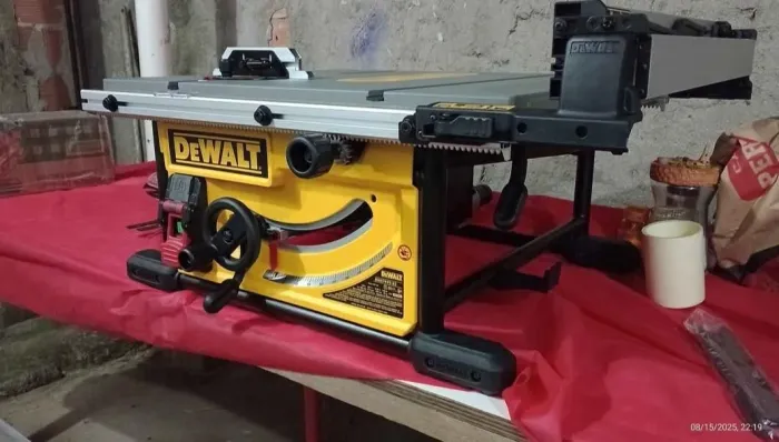 Serra circular DEWALT DWE7492