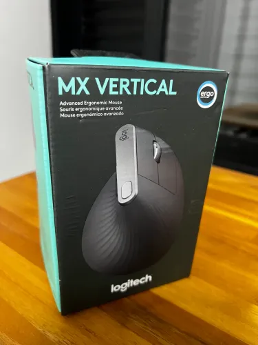 Mouse Logitech MX Vertical em excelente estado