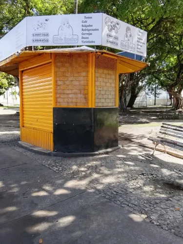 Quiosque com boa localização 