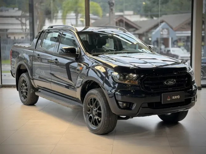 Ford Ranger Black 2.2 4X2 CD Diesel AUT 2023