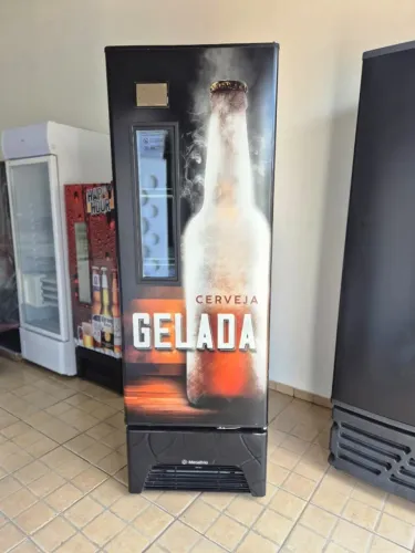 Cervejeira Metalfrio 550 litros 