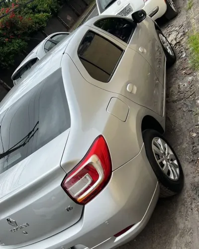 LOCAÇÃO DE VEÍCULOS APP/UBER