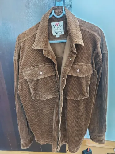 Casaco de veludo estilo overshirt