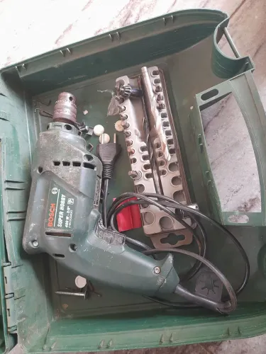 Furadeira Bosch Super Hobby 400 W 220 V / Com Acessórios
