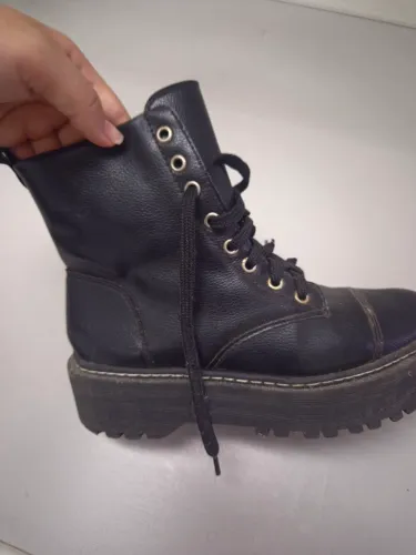 Coturno feminino