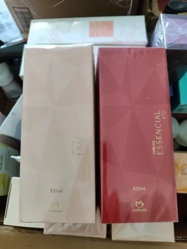 Vendo Essencial feminino Natura