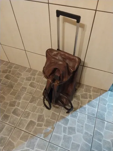 Mala de couro legítima