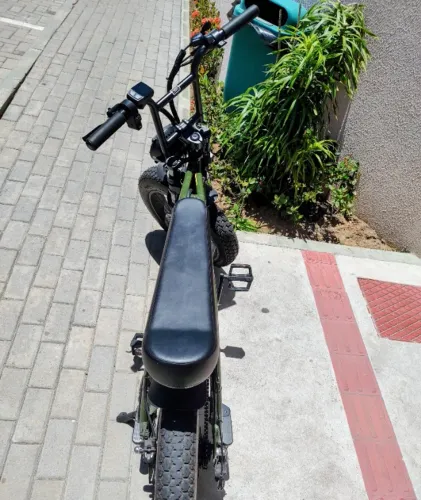 Bike Elétrica Street Go S12 com 6 meses de uso, um ano de garantia pela o fabricante.